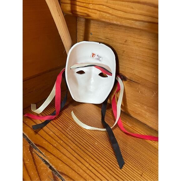 Mardi Gras Ceramic Mask Miniature - Picture 3 of 3